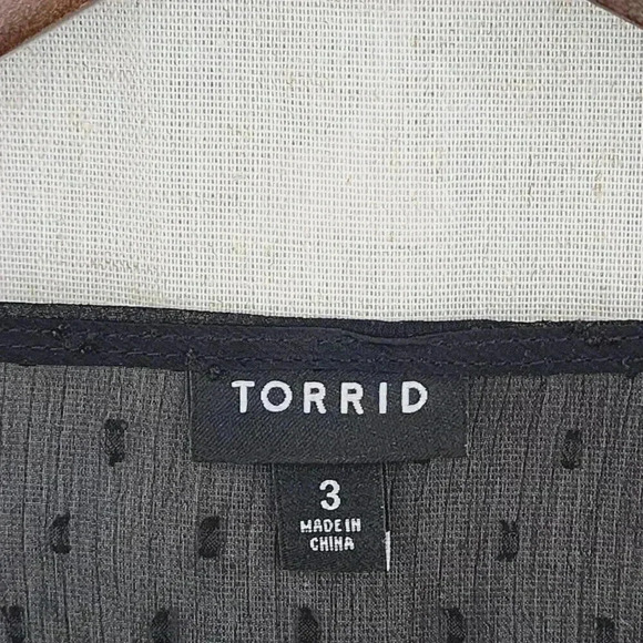 Torrid Chiffon Sheer Wrap Blouse 3X Black Textured  1731P - Picture 4 of 8